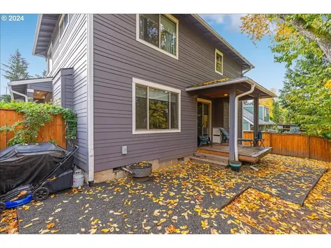 1121 NE 239th Place Wood Village OR 97060