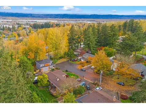 1121 NE 239th Place Wood Village OR 97060