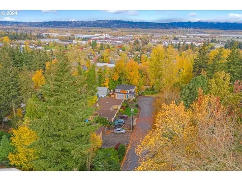 1121 NE 239th Place Wood Village OR 97060