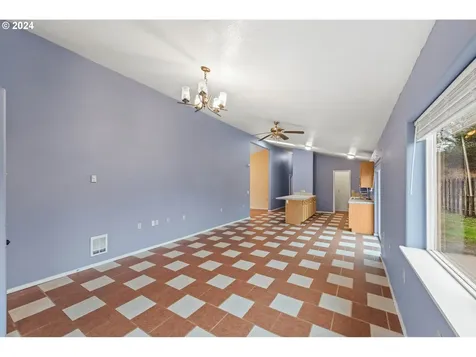 937 Stillwater Drive Coos Bay OR 97420