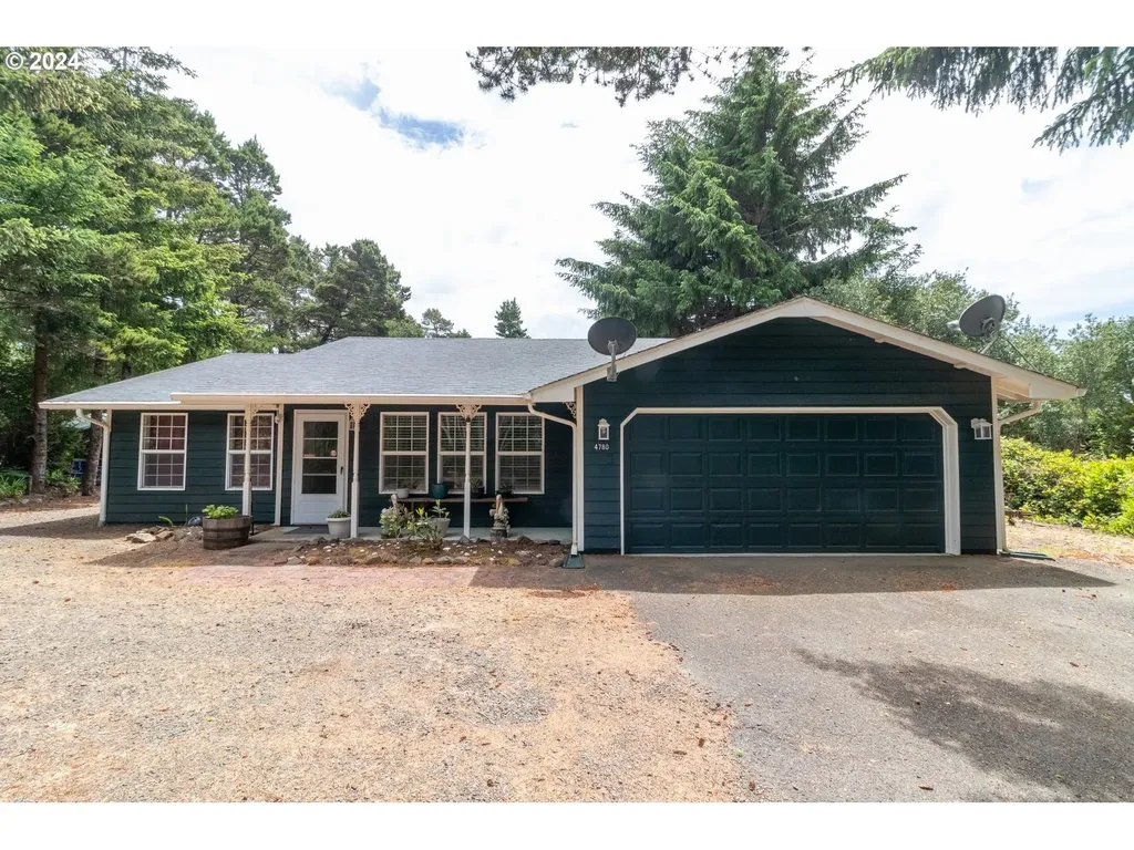 4780 Treewood Drive Florence OR 97439