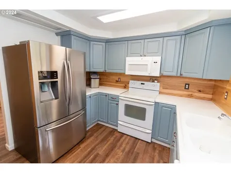 4780 Treewood Drive Florence OR 97439