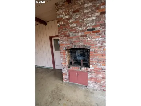 746 W Luellen Drive Roseburg OR 97471