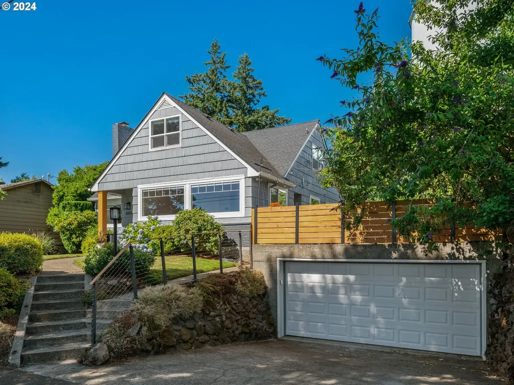 6925 Sw Burlingame Avenue Portland OR 97219