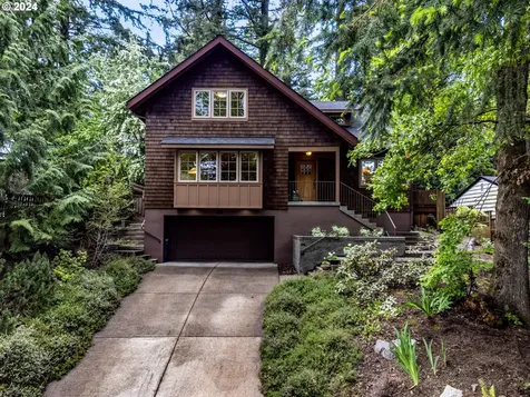 825 Sw Westwood Drive Portland OR 97239