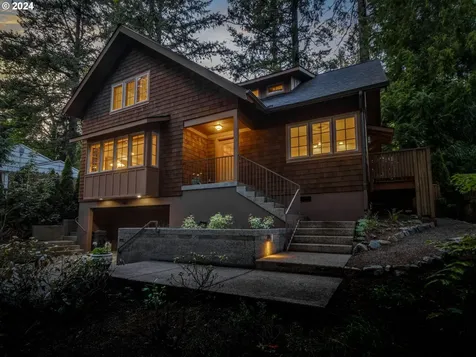 825 Sw Westwood Drive Portland OR 97239