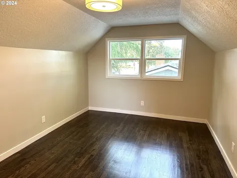 8820 N Seward Avenue Portland OR 97217