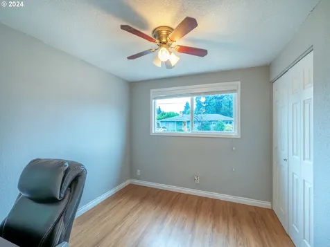 4785 Burnett Avenue Eugene OR 97402