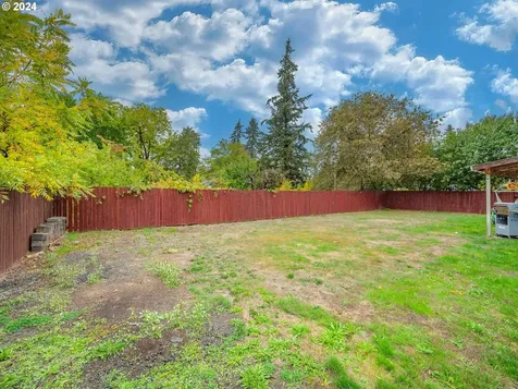 4785 Burnett Avenue Eugene OR 97402