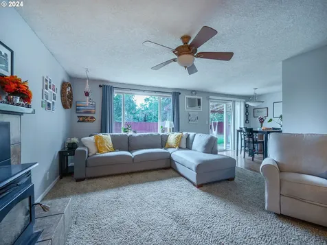 4785 Burnett Avenue Eugene OR 97402