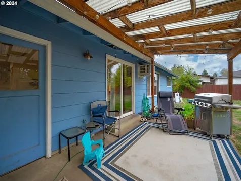 4785 Burnett Avenue Eugene OR 97402