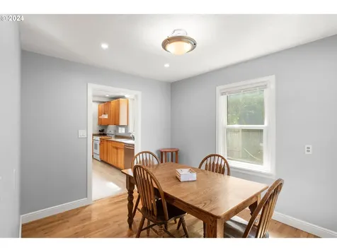 770 Ne 4th Avenue Hillsboro OR 97124