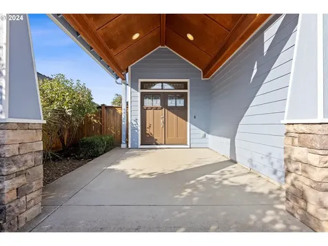 1747 NW Meadows Drive Mcminnville OR 97128