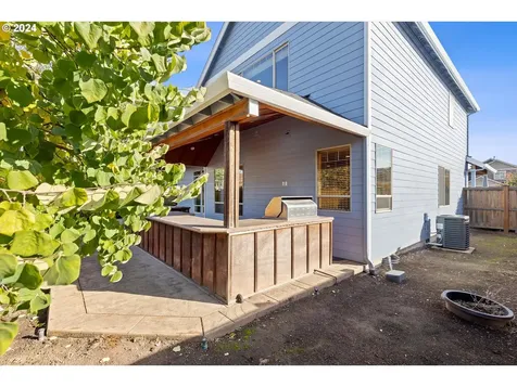 1747 NW Meadows Drive Mcminnville OR 97128