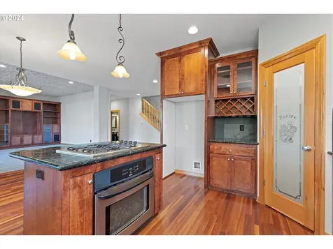 1747 NW Meadows Drive Mcminnville OR 97128