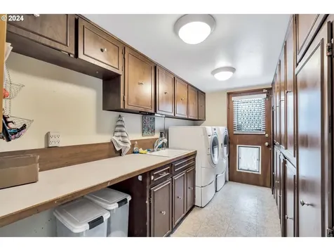 710 Timberline Drive Lake Oswego OR 97034