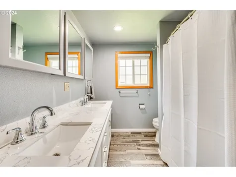 11009 Ne 46th Street Vancouver WA 98682