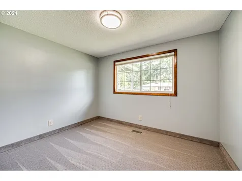 11009 Ne 46th Street Vancouver WA 98682