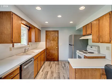 11009 Ne 46th Street Vancouver WA 98682