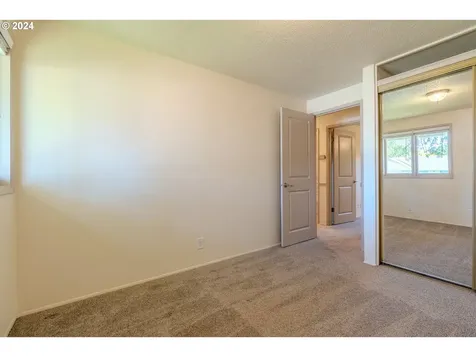 21120 Se Yamhill Street Gresham OR 97030