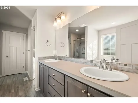4034 S Kennedy Drive Ridgefield WA 98642