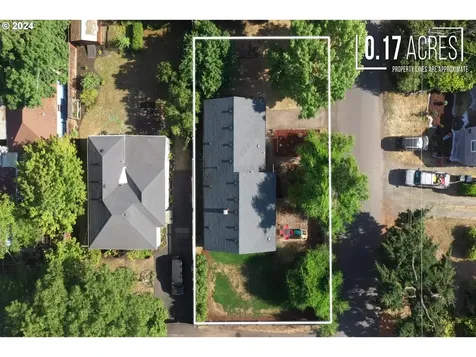 107 Mayfair Lane Eugene OR 97404
