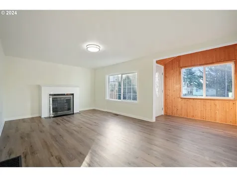17915 SE Pine Street Portland OR 97233