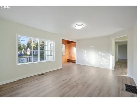17915 SE Pine Street Portland OR 97233
