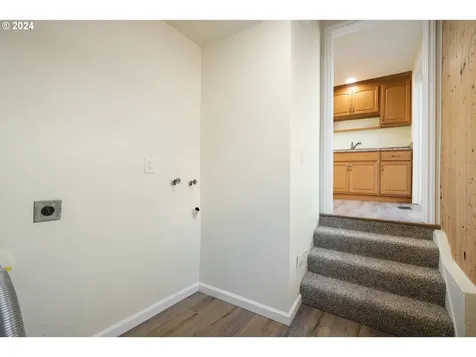 17915 SE Pine Street Portland OR 97233