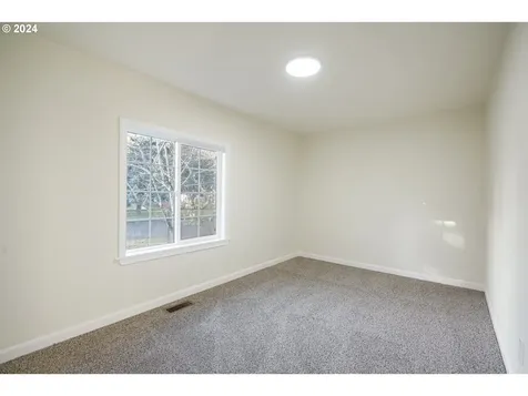 17915 SE Pine Street Portland OR 97233