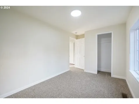 17915 SE Pine Street Portland OR 97233
