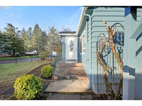 17915 SE Pine Street Portland OR 97233