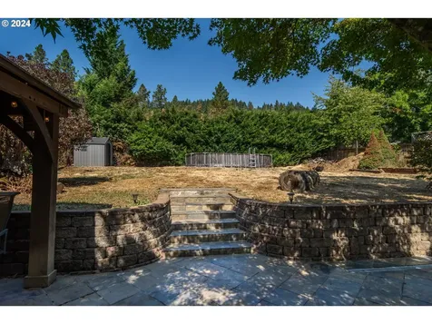 1737 Garnet Avenue Sutherlin OR 97479