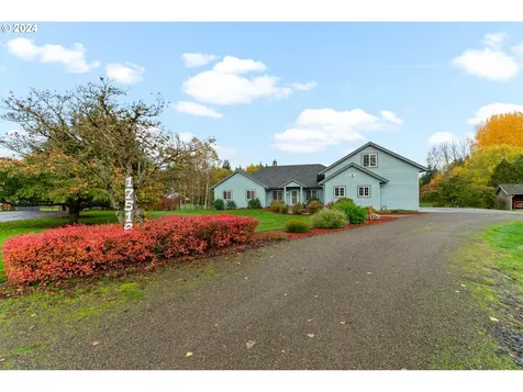 17516 NE 65th Court Vancouver WA 98686
