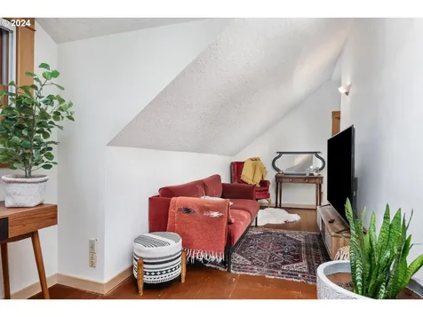 2353 Se 52nd Avenue Portland OR 97215