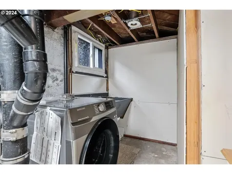 2353 Se 52nd Avenue Portland OR 97215