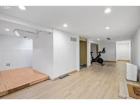 2353 Se 52nd Avenue Portland OR 97215