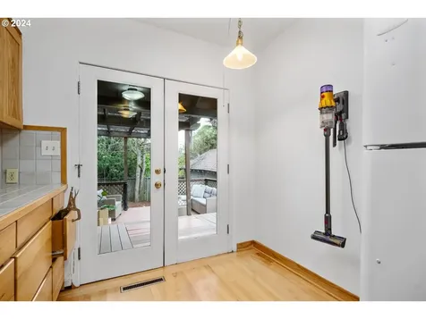 2353 Se 52nd Avenue Portland OR 97215
