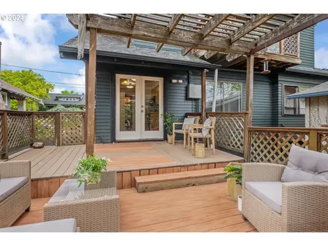 2353 Se 52nd Avenue Portland OR 97215