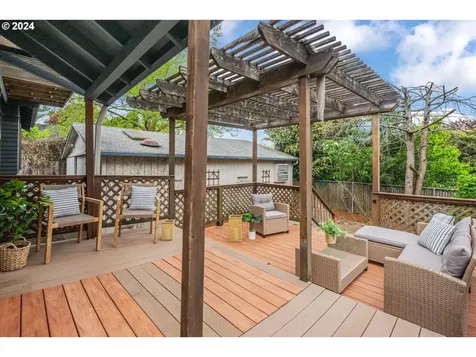 2353 Se 52nd Avenue Portland OR 97215