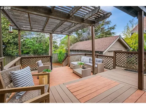 2353 Se 52nd Avenue Portland OR 97215