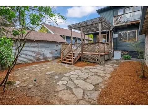 2353 Se 52nd Avenue Portland OR 97215