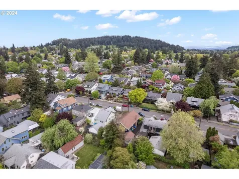 2353 Se 52nd Avenue Portland OR 97215