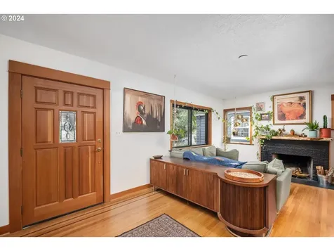 2353 Se 52nd Avenue Portland OR 97215