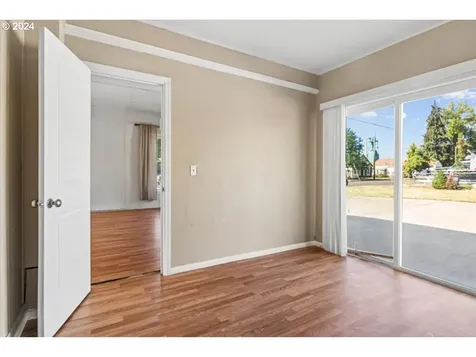 415 SW Monroe Street Sheridan OR 97378