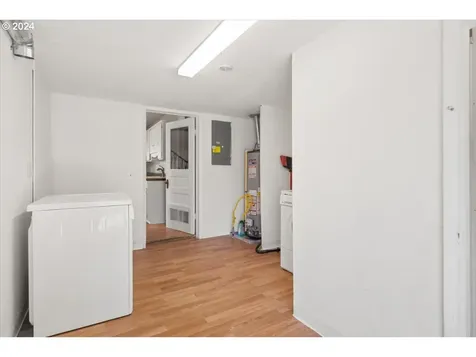 415 SW Monroe Street Sheridan OR 97378