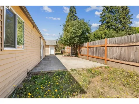 415 SW Monroe Street Sheridan OR 97378