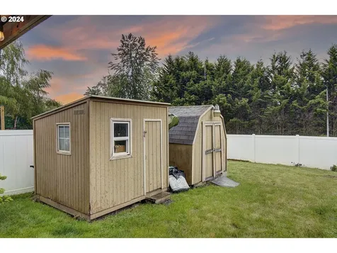 107 Nw 16th Street Battle Ground WA 98604
