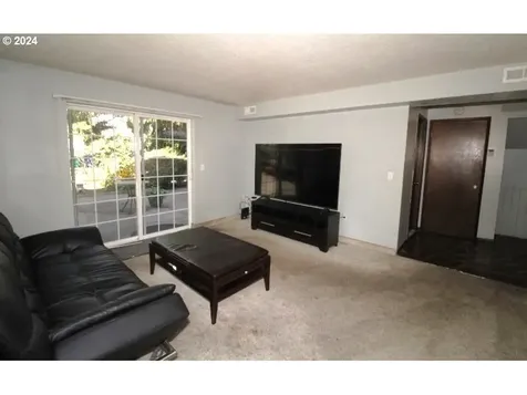 16919 NE Davis Street Portland OR 97230