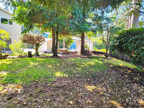 16919 NE Davis Street Portland OR 97230